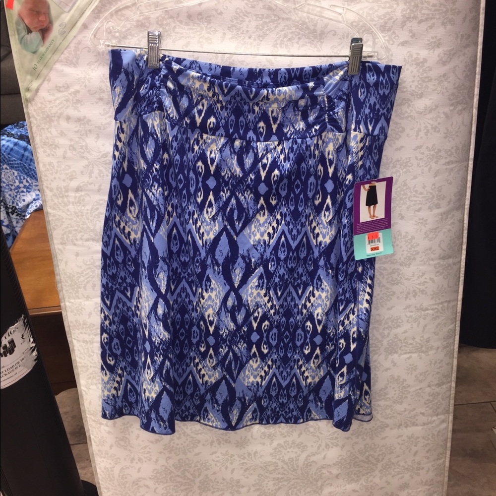 Blue designed skirt